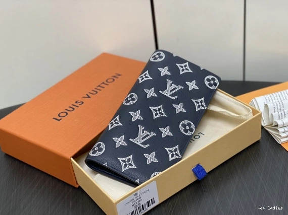 Cheap VUITTON BRAZZA LOUIS WALLET-10*19*2cm 0822